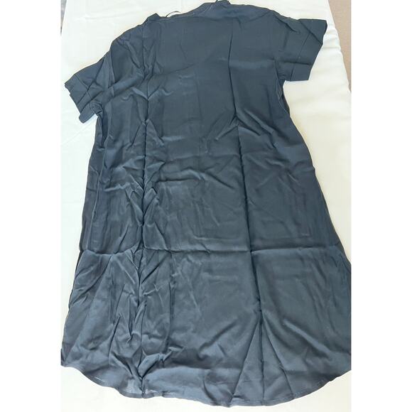 NWT H&M Black V Neck Flowy Dress In Size4 - Picture 4 of 4